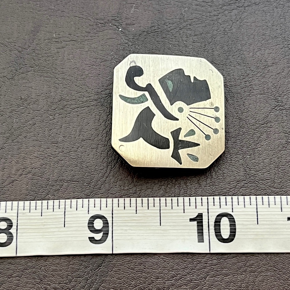 Vintage Taxco Mexico sterling silver onyx figural pendant or brooch pin - Picture 9 of 10